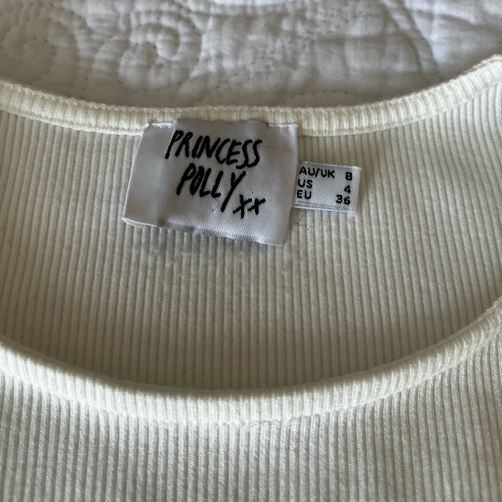 Princess Polly white crop T-shirt. Size 4